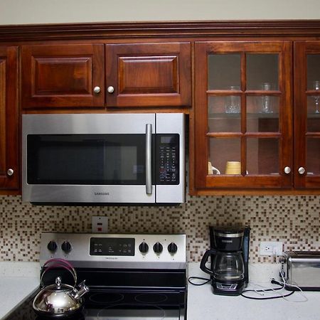 Comfort Homes Kingston Bagian luar foto