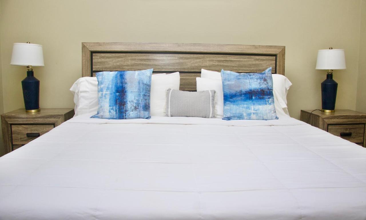 Comfort Homes Kingston Bagian luar foto