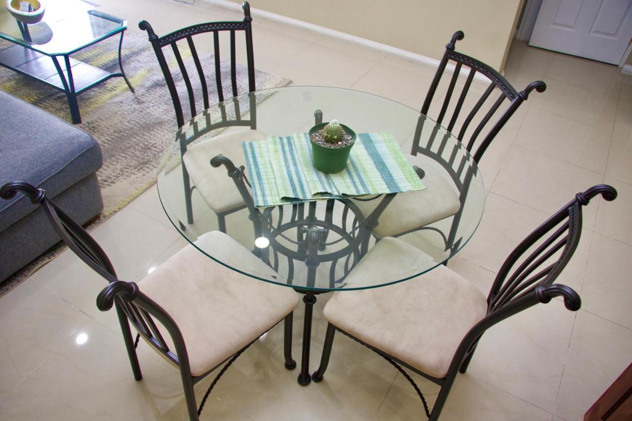 Comfort Homes Kingston Bagian luar foto