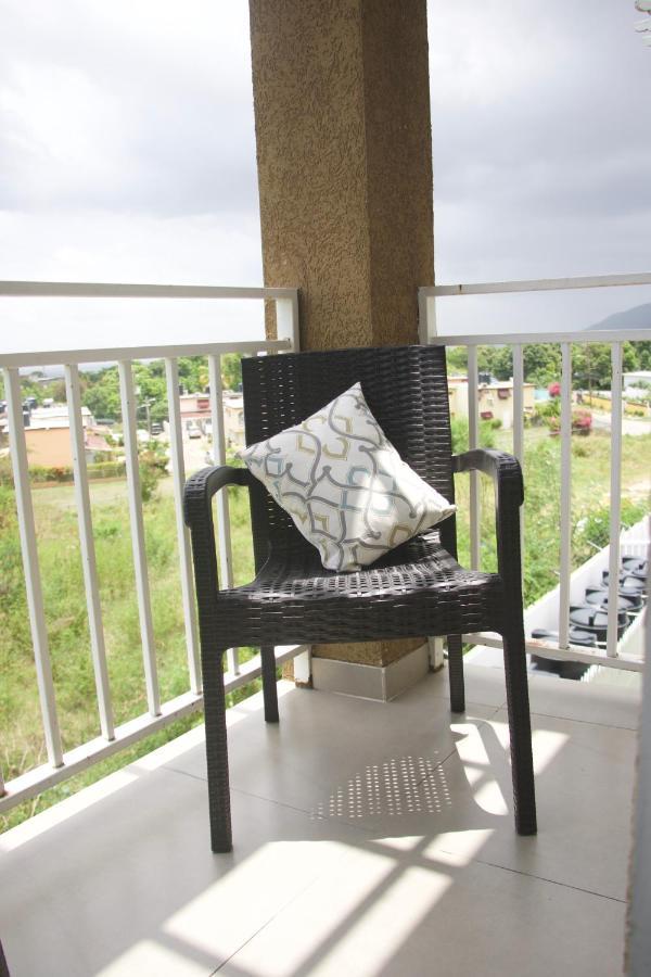 Comfort Homes Kingston Bagian luar foto
